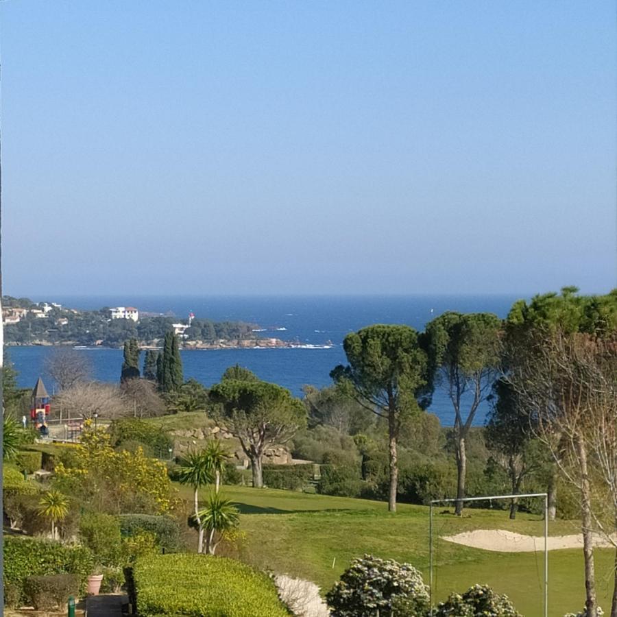 Studio 4P Vue Mer Calme Cap Esterel Saint-Raphaël Eksteriør billede